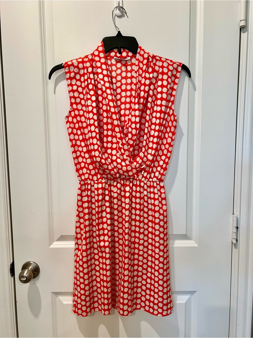 Collective Concepts XS Red and White Sleeveless Dress